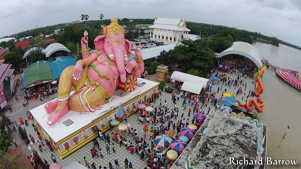 Giant Reclining Ganesha at Wat Samanratanaram